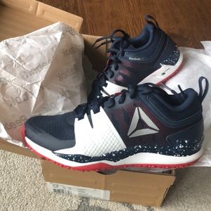 NWT Reebok JJ Watt kids sneakers